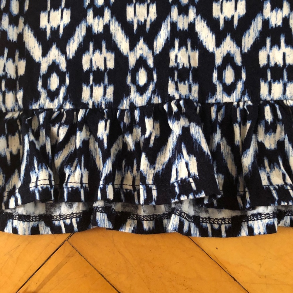 Geo print Peplum Shirt - Picture 2 of 3